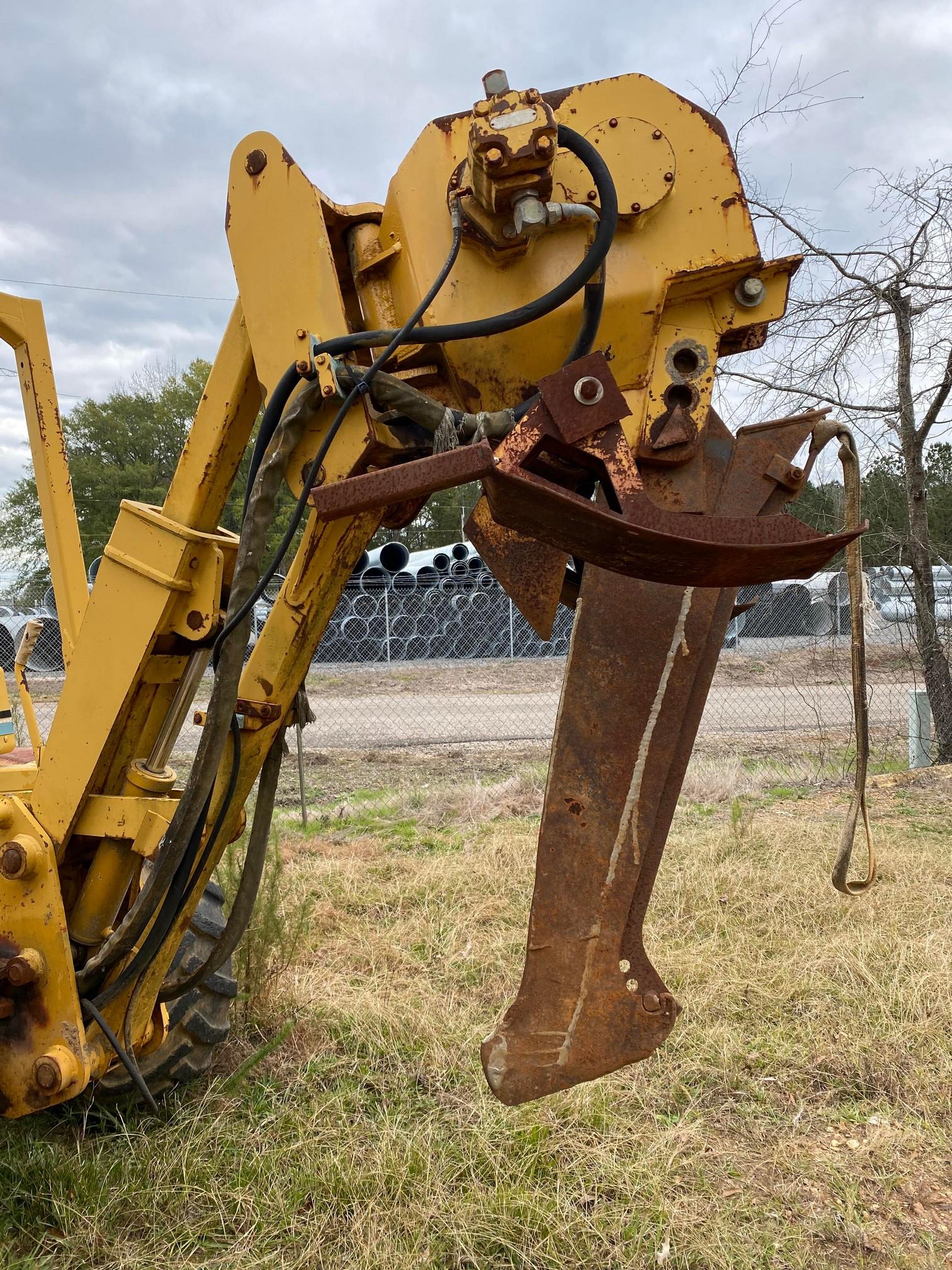 Vermeer V-8550 Trencher/plow/backhoe