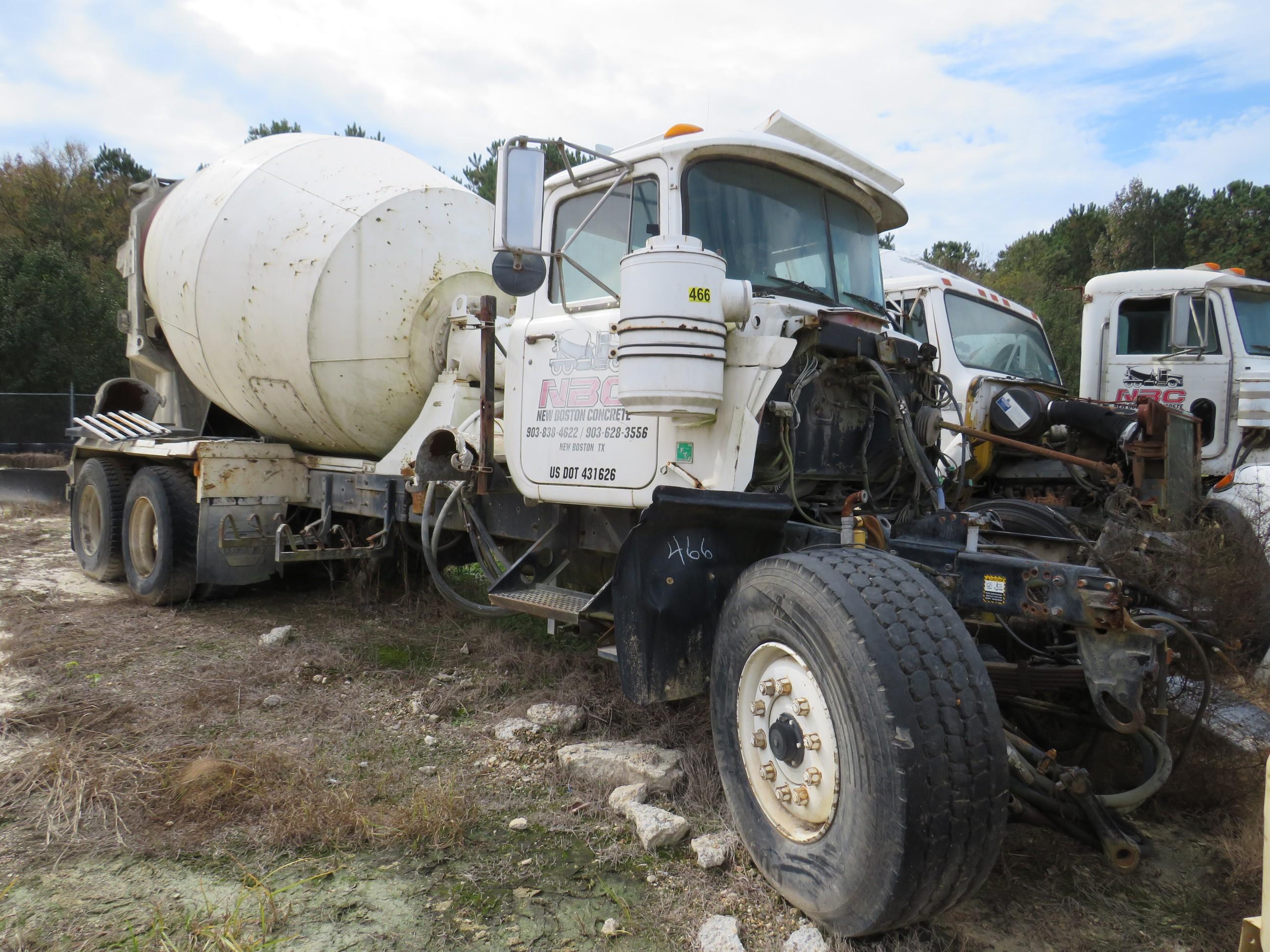 Mack RD680S Salvage Truck NO TITLE