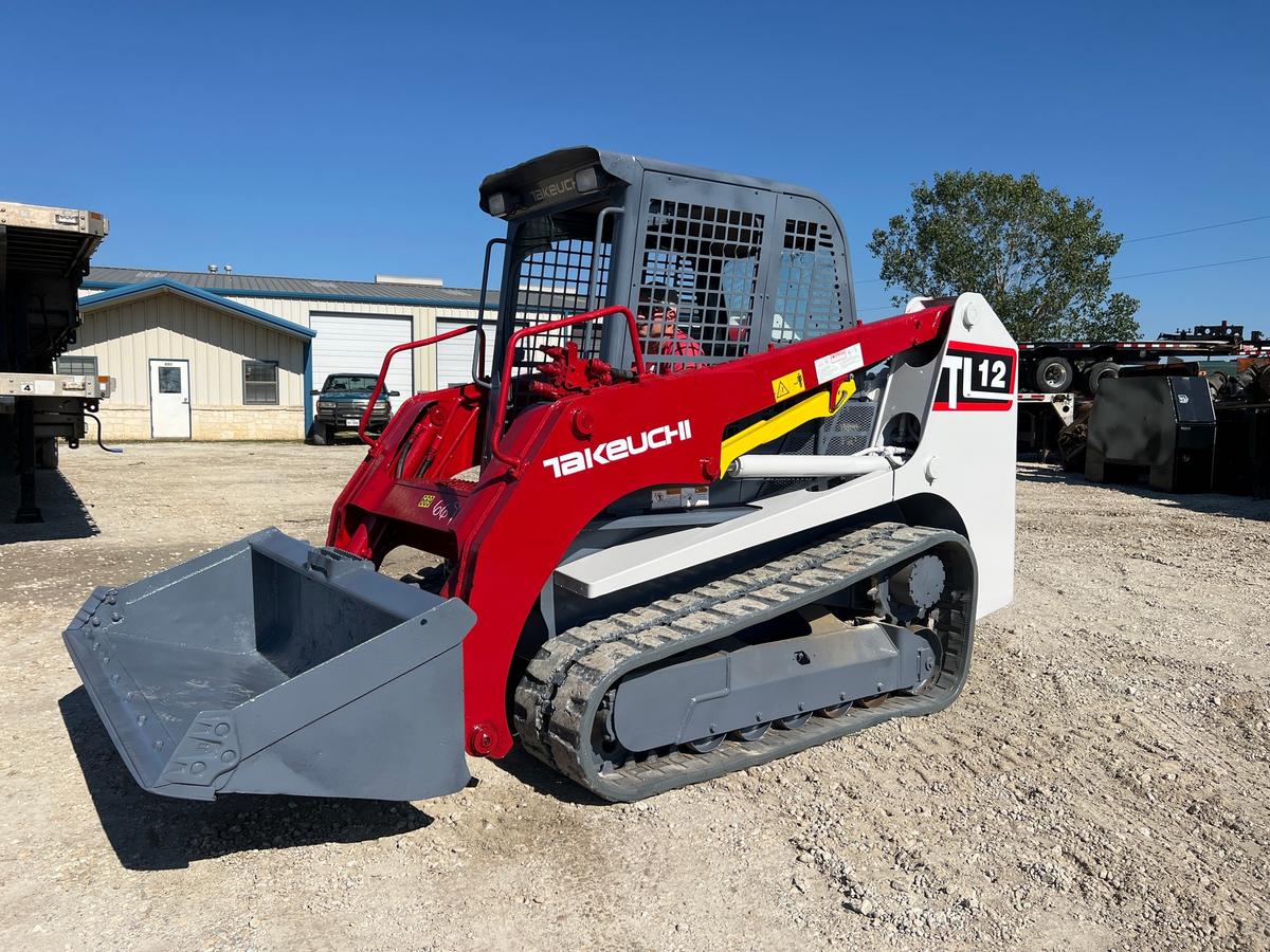 2016 Takeuchi TL12 skid steer