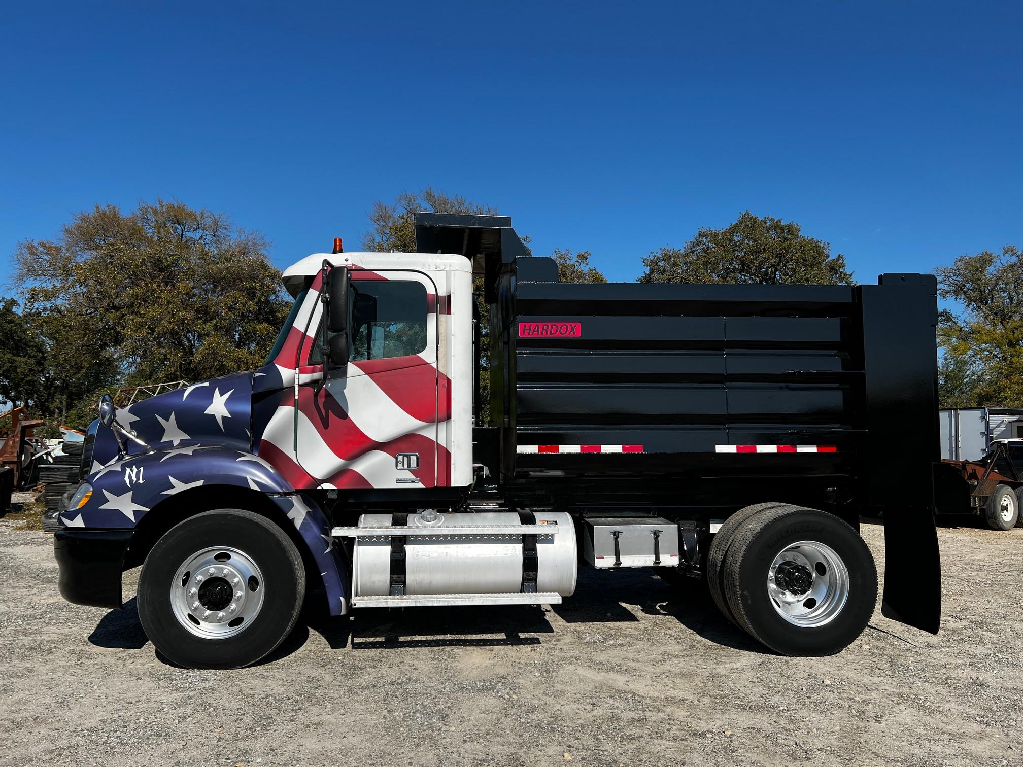 2006 Freightliner Columbia 112 Dump Truck