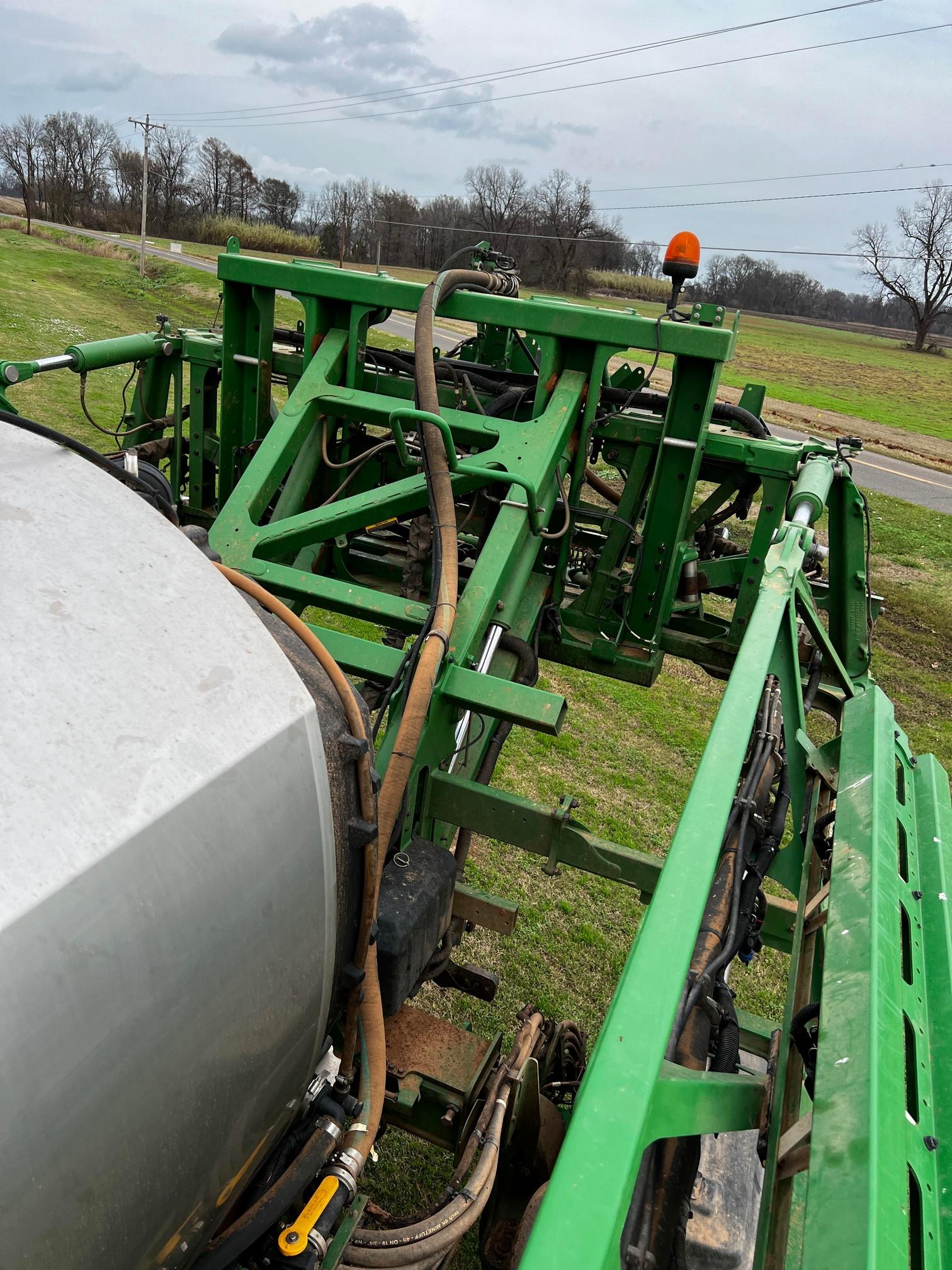 2021 John Deere R4038 Self-Propelled Sprayer 100' Boom