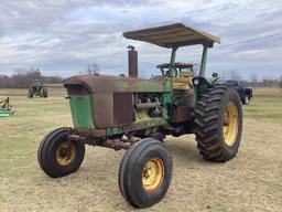 4020 John Deere diesel console tractor 4,872 hours showing, 1 set of remotes