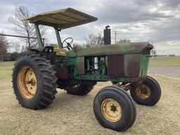 4020 John Deere diesel console tractor 4,872 hours showing, 1 set of remotes