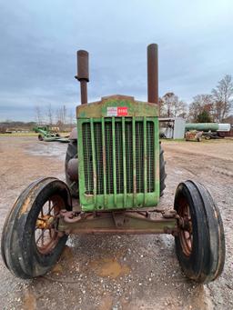 John Deere Model D 2 cylinder tractor Front spoke wheels, Sn# 144041