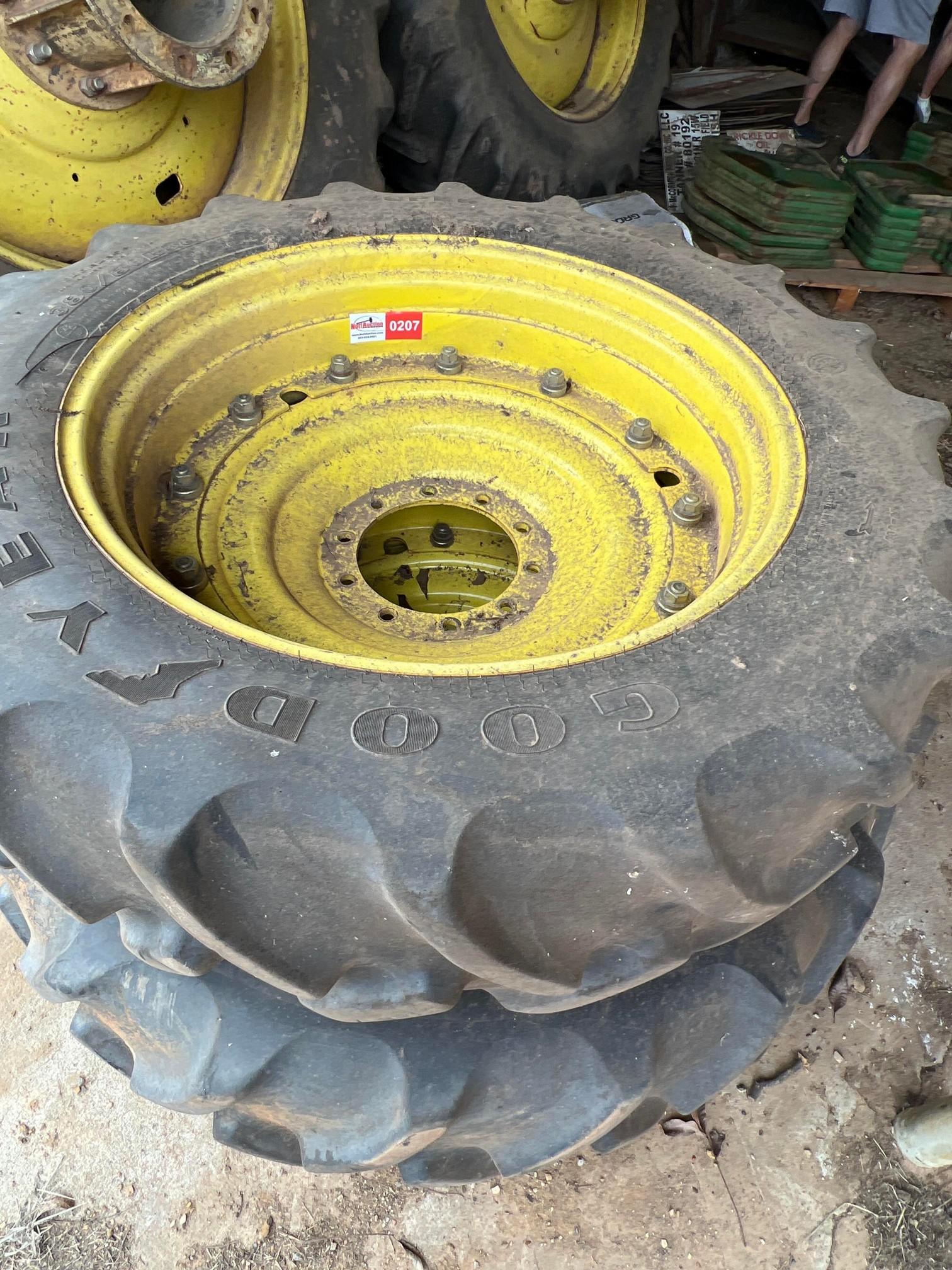 (2) tractor tires and rims 380/80R38