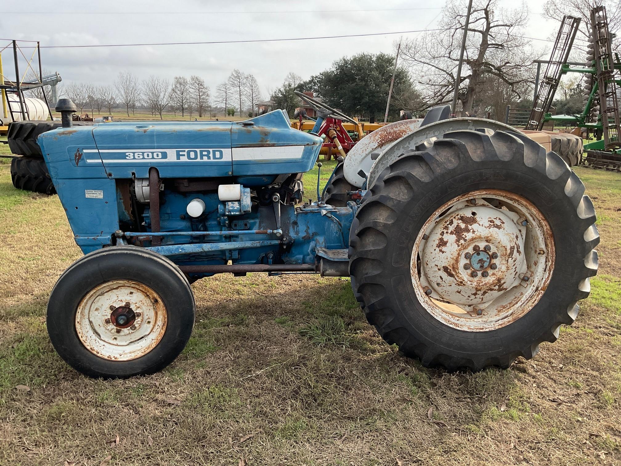 3600 Ford Tractor SR# A308468.  Currently showing 567.8 hours, hour meter not working