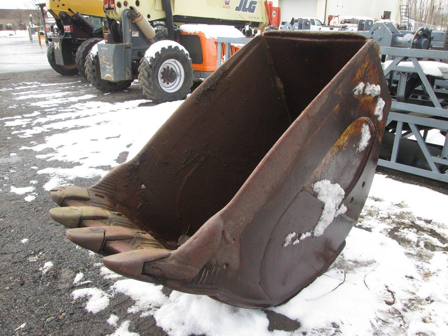 36" Excavator Bucket With Teeth