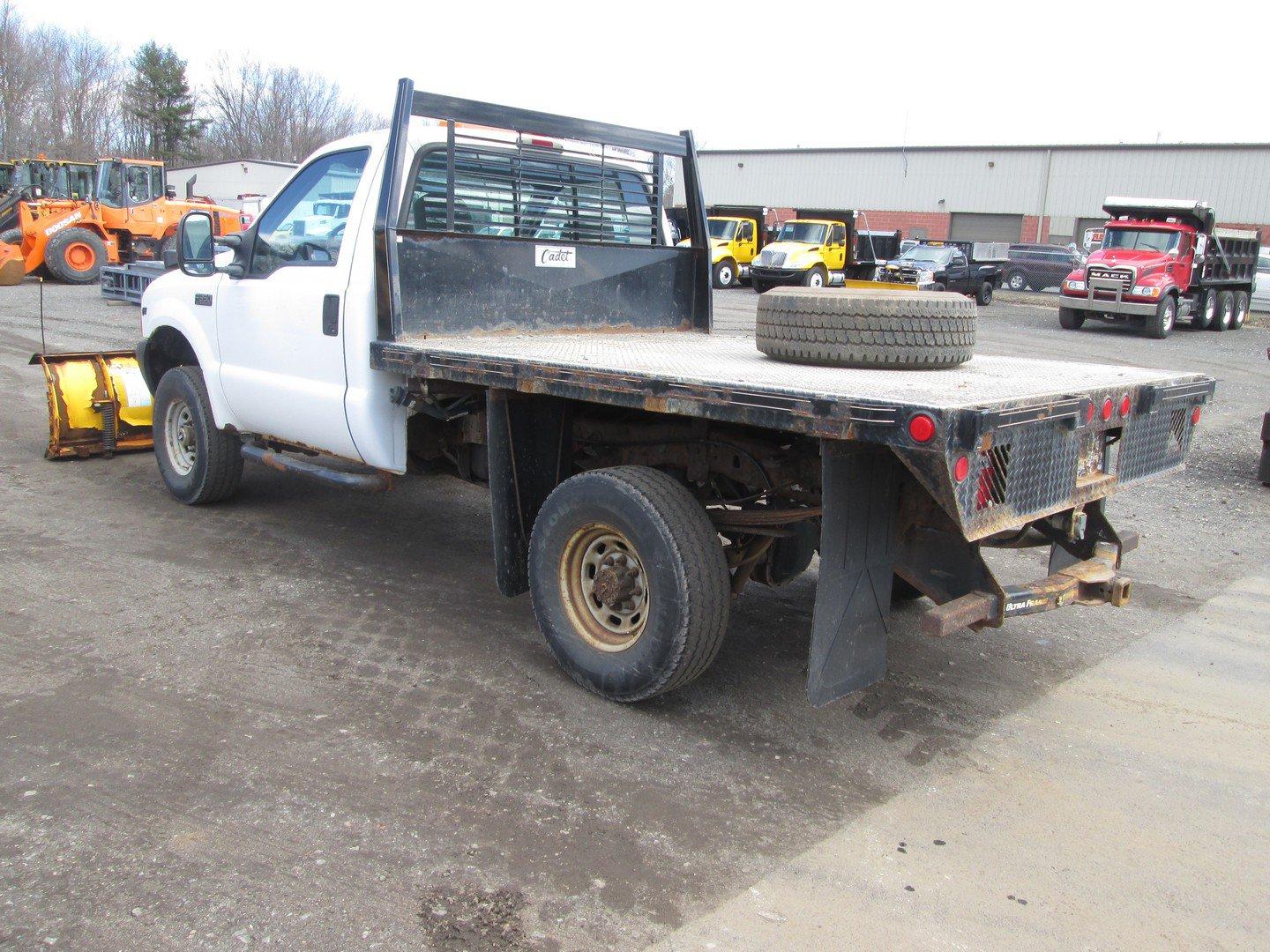 2001 Ford F-350 Flatbed Truck