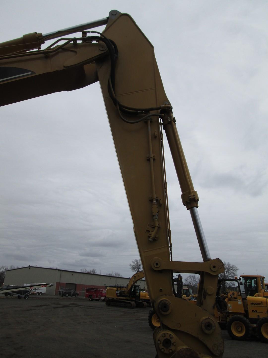 2004 Caterpillar 330CL Hydraulic Excavator