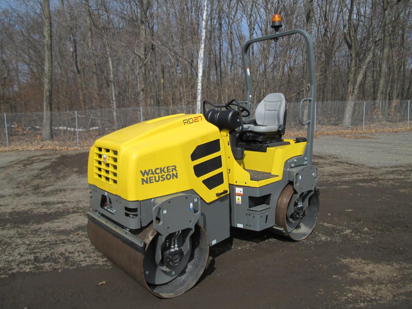 2018 Wacker Neuson RD27-120 Vibratory Roller