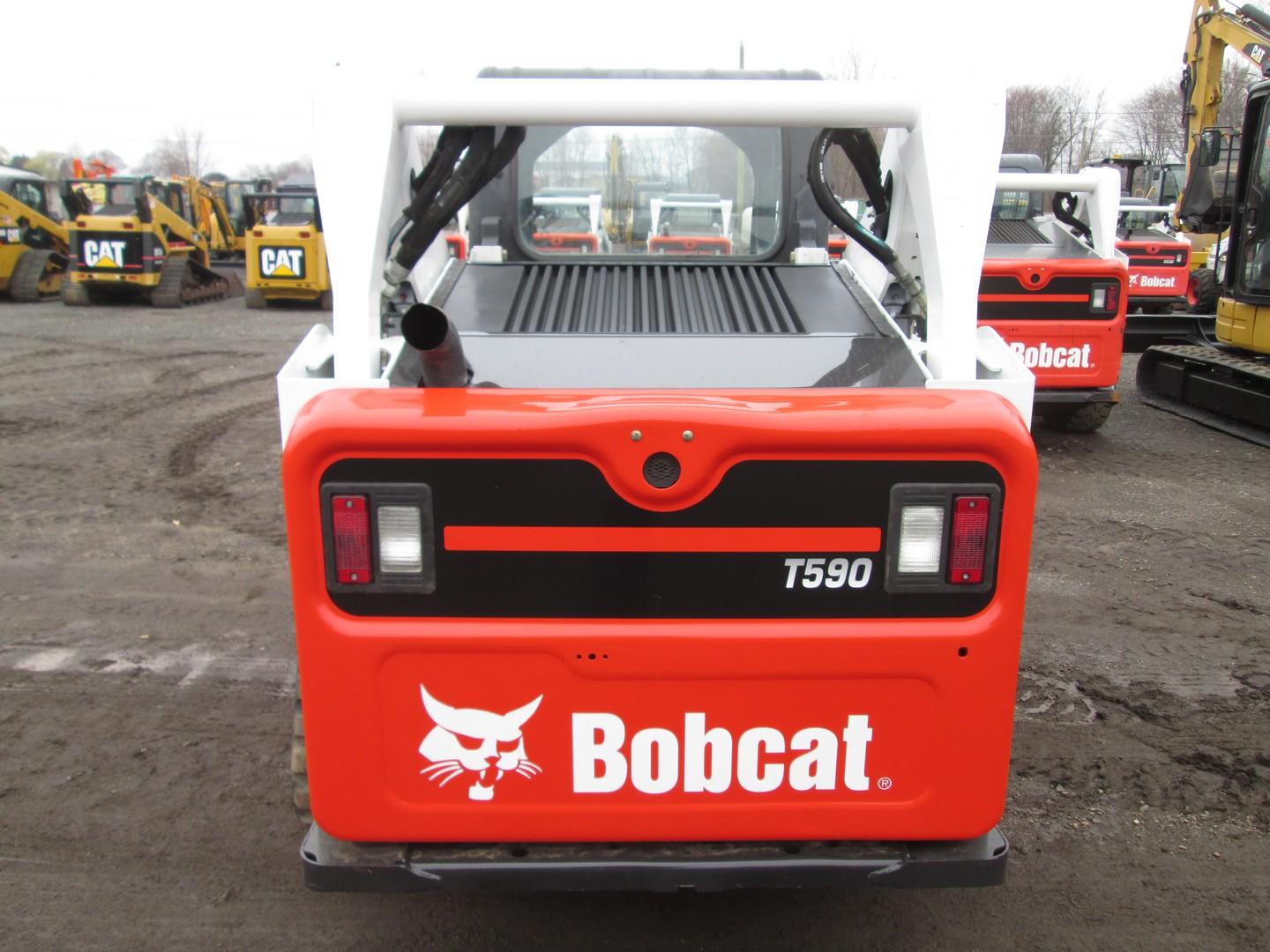 2015 Bobcat T590 Track Skid Steer