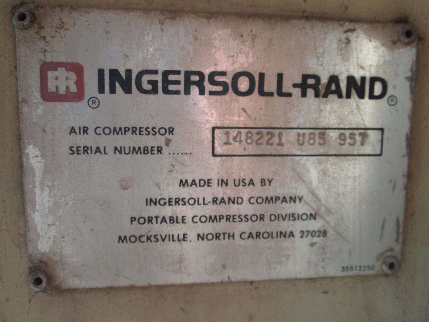 Ingersoll Rand 185 Tow Behind Air Compressor