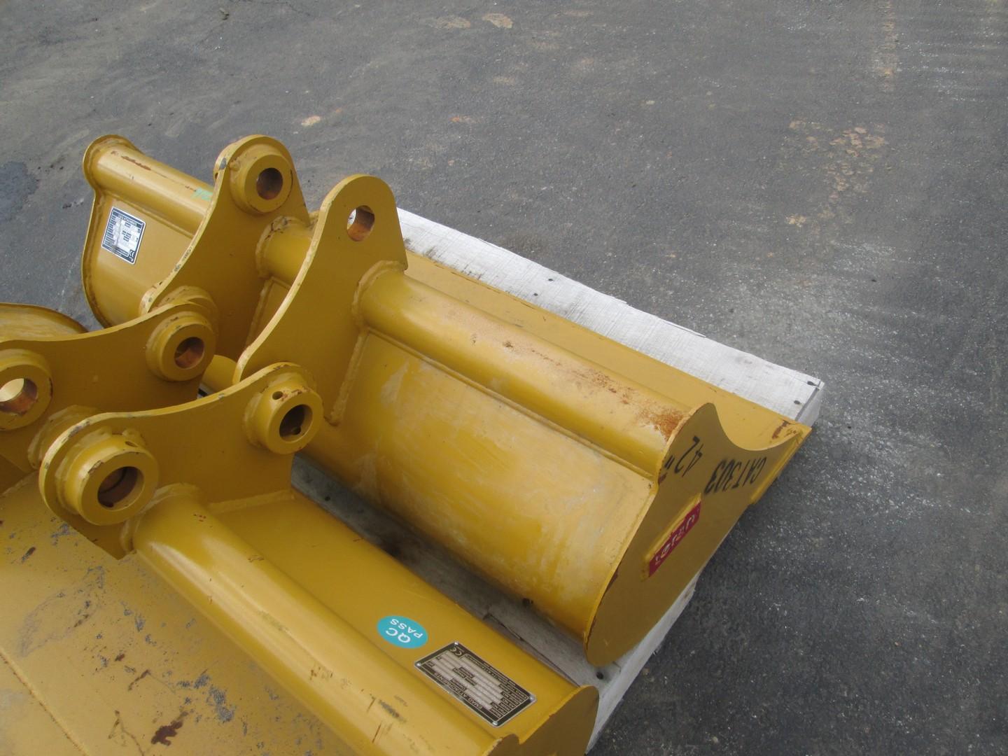 Teran 42" Excavator Bucket