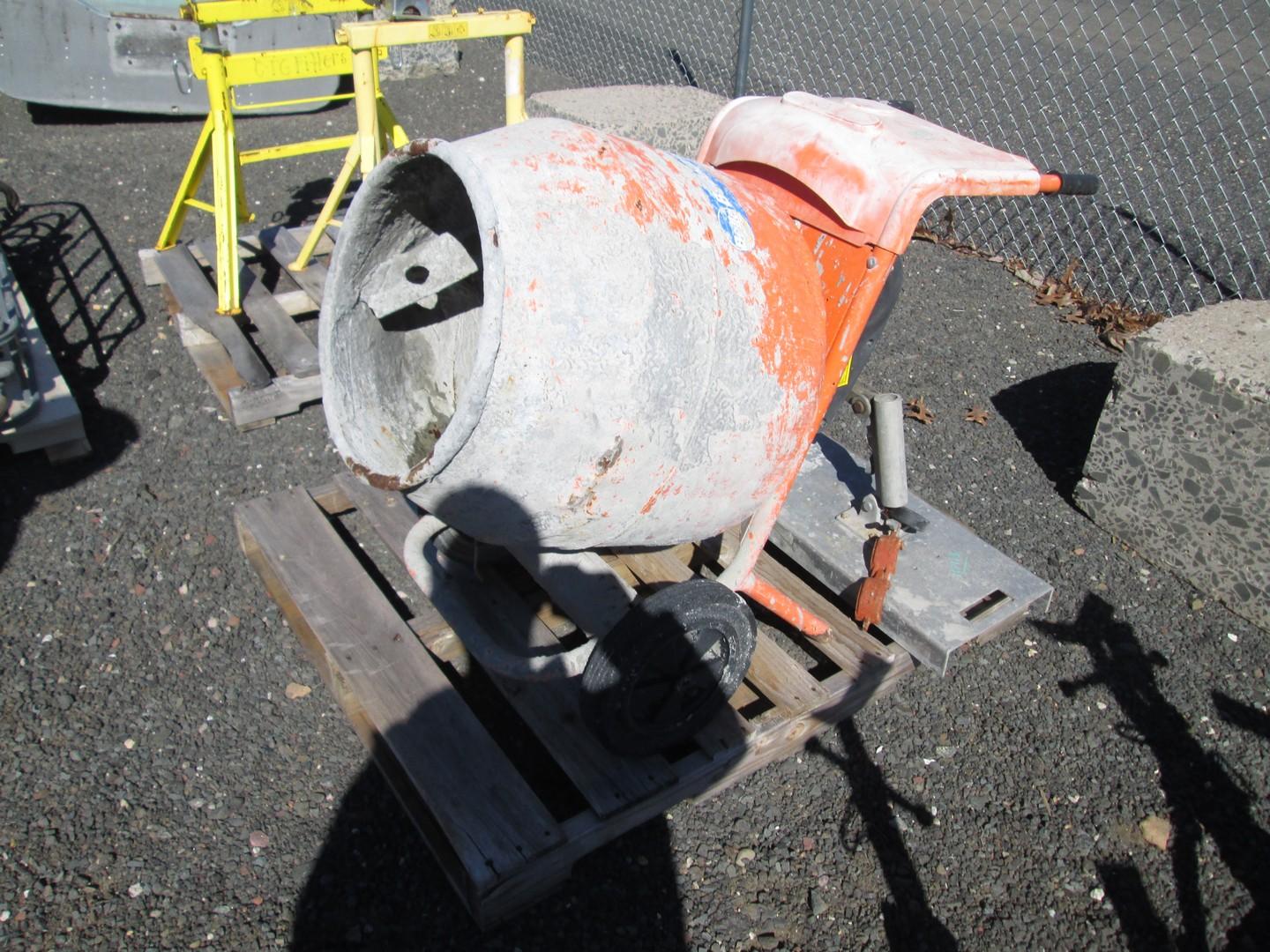 Mini Mix 150 Portable Concrete Mixer,