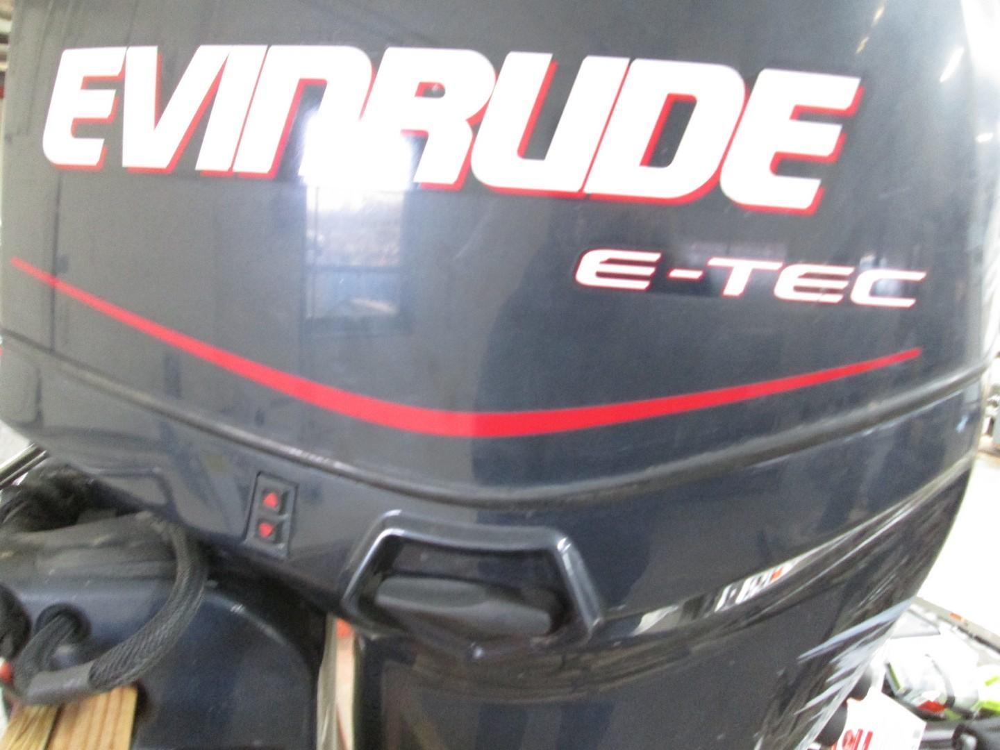 Evinrude 90 Outboard Engine