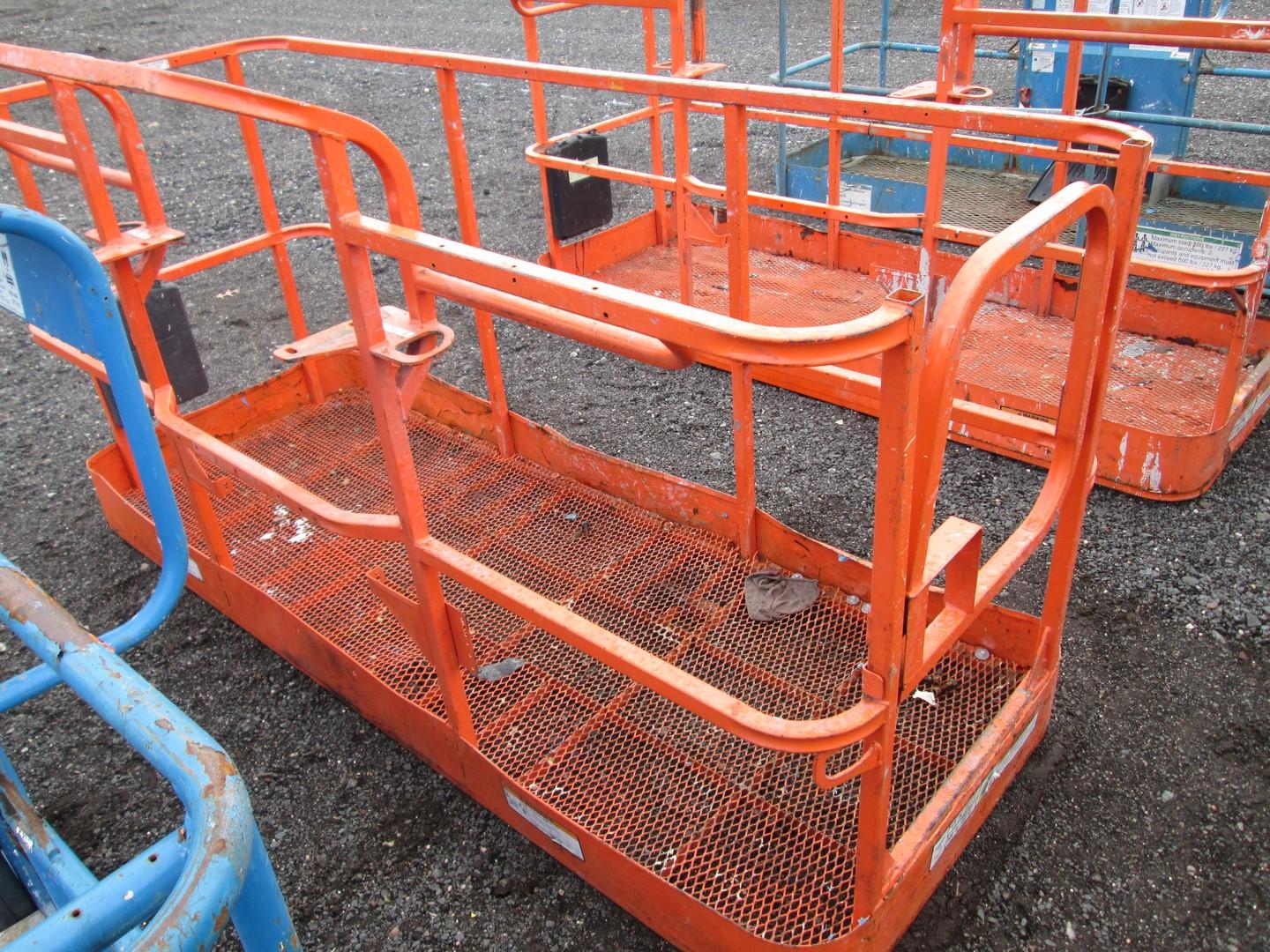 JLG Boom Lift Basket