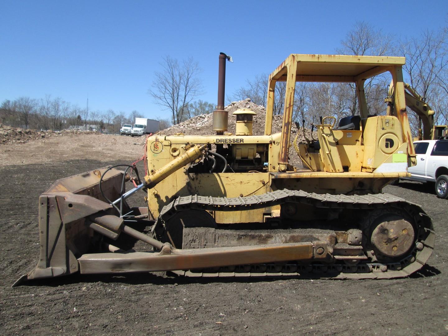 Dresser TD15C Crawler Dozer