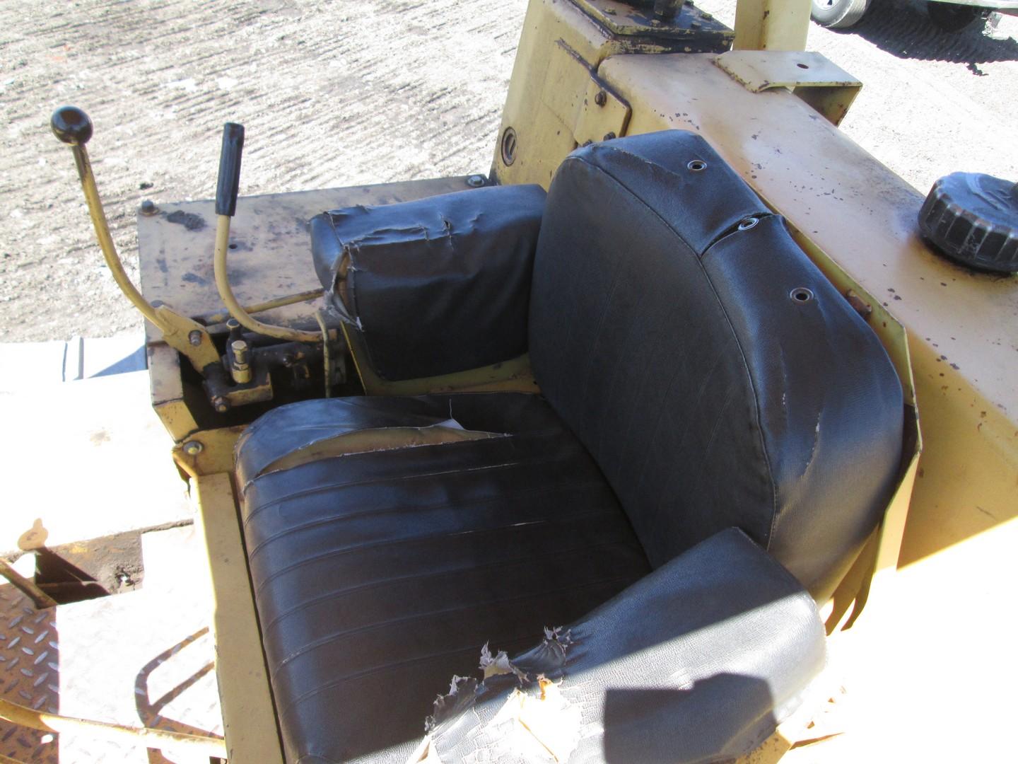 Dresser TD15C Crawler Dozer