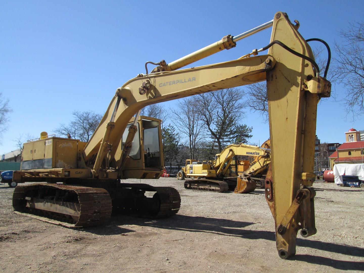 1985 Caterpillar 235B Hydraulic Excavator