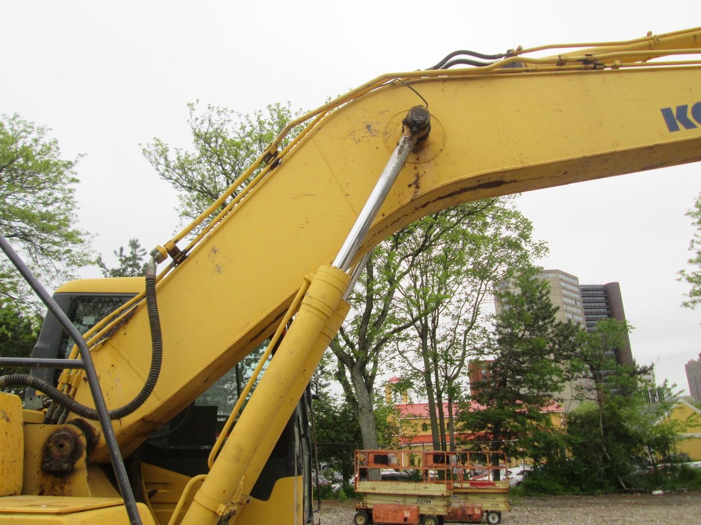 2003 Komatsu PC200LC-7 Hydraulic Excavator