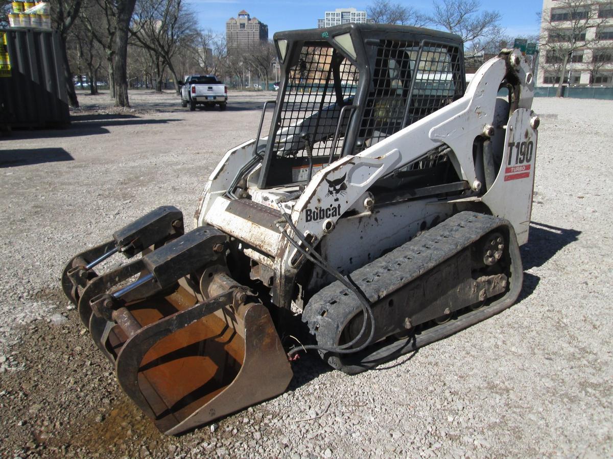 2005 Bobcat T190 Track Skid Steer