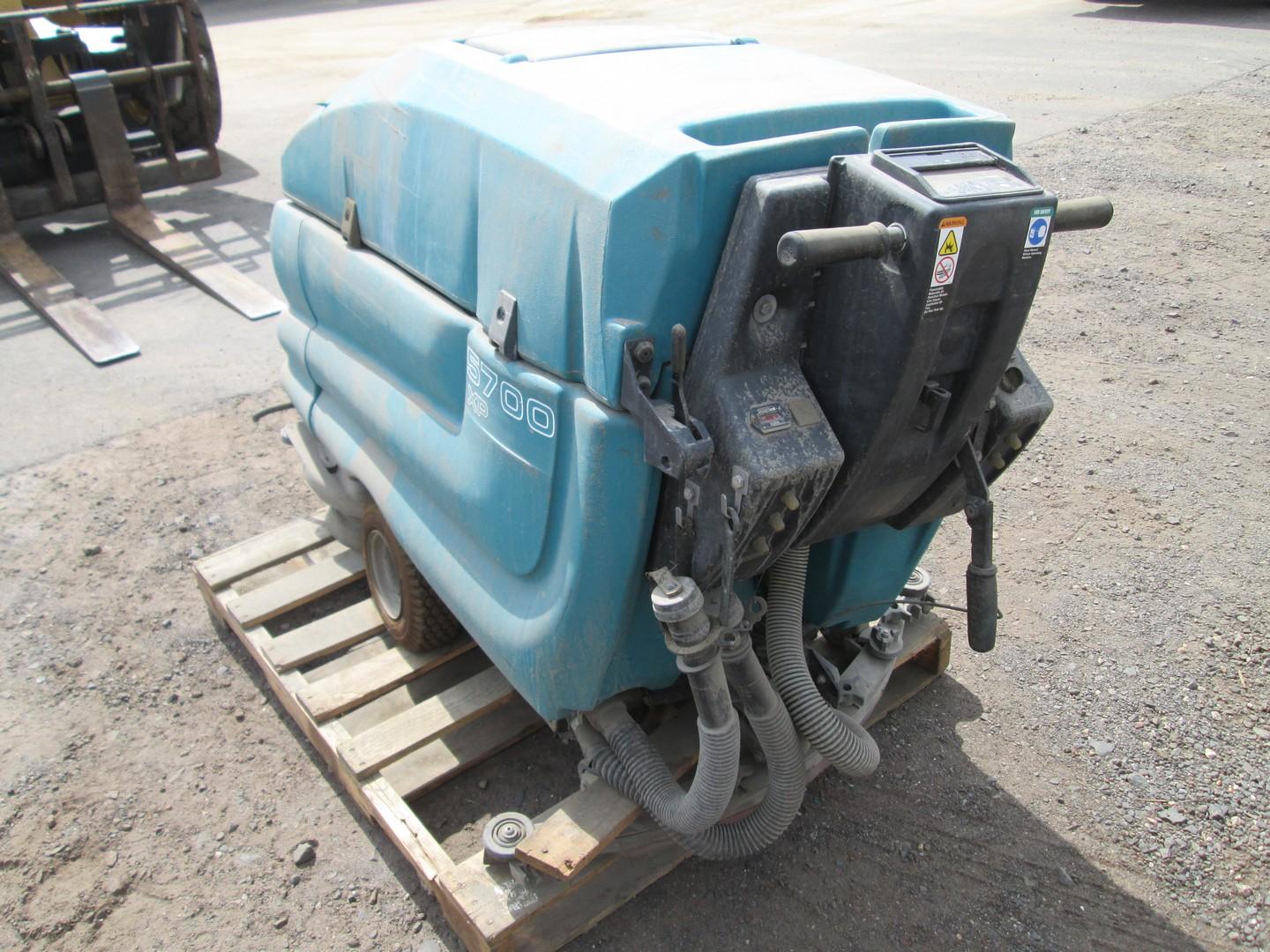 Tennant 5700HP Walk Behind Floor Sweeper