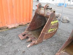 Entek 36" Excavator Bucket With Teeth