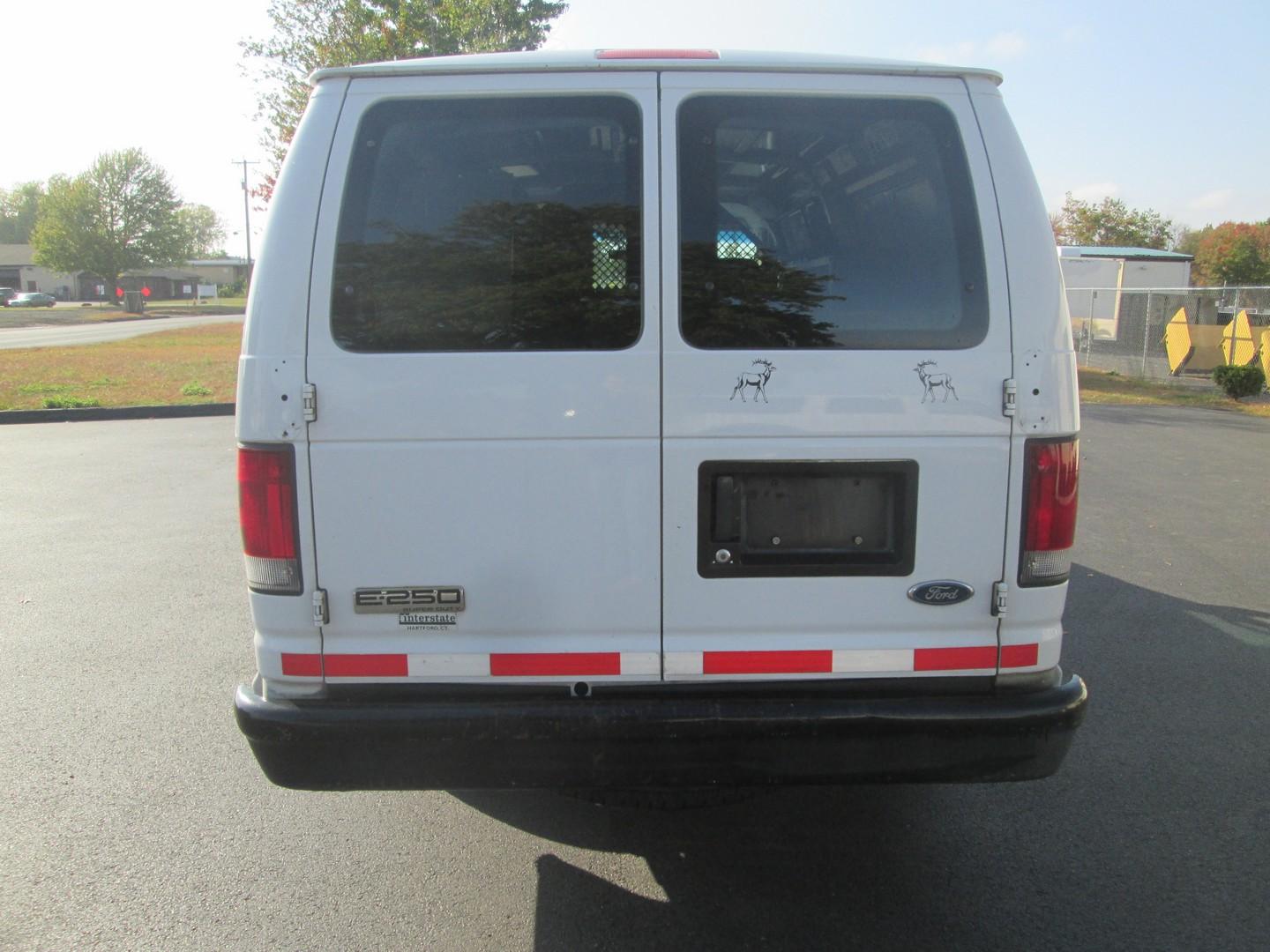 2007 Ford E-250 Van