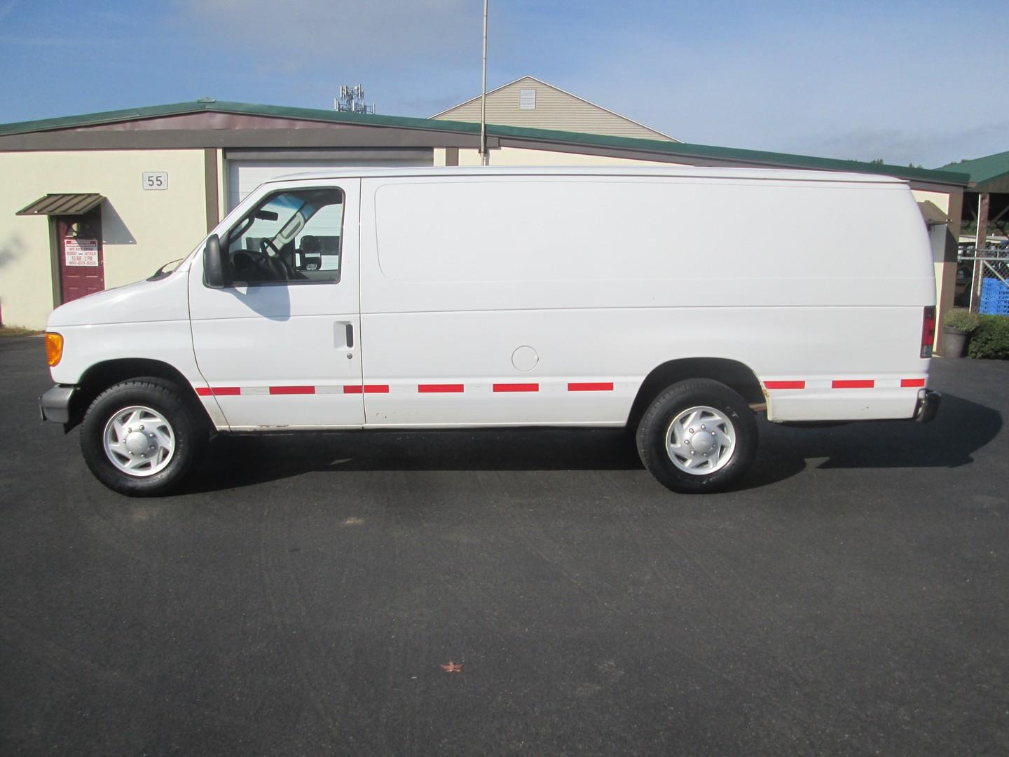 2007 Ford E-250 Van