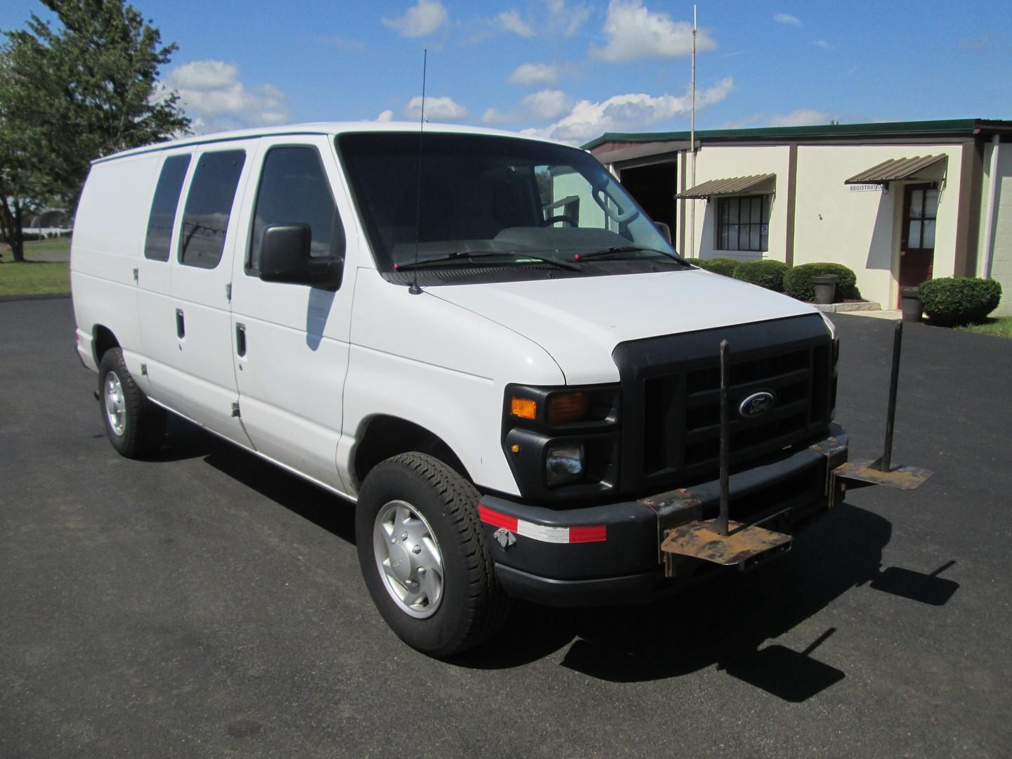 2014 Ford E-250 Van