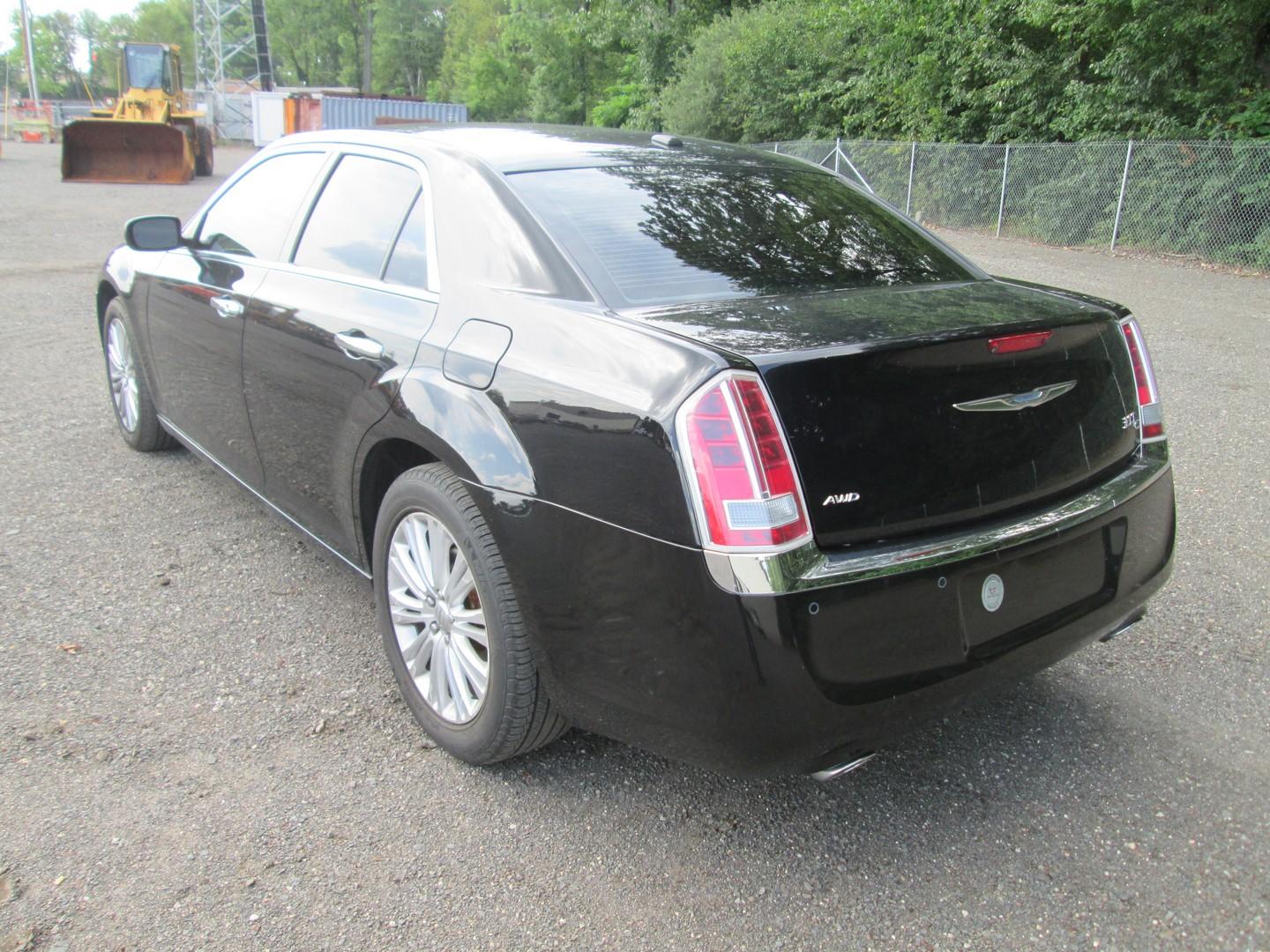 2012 Chrysler 300C 4 Door Sedan