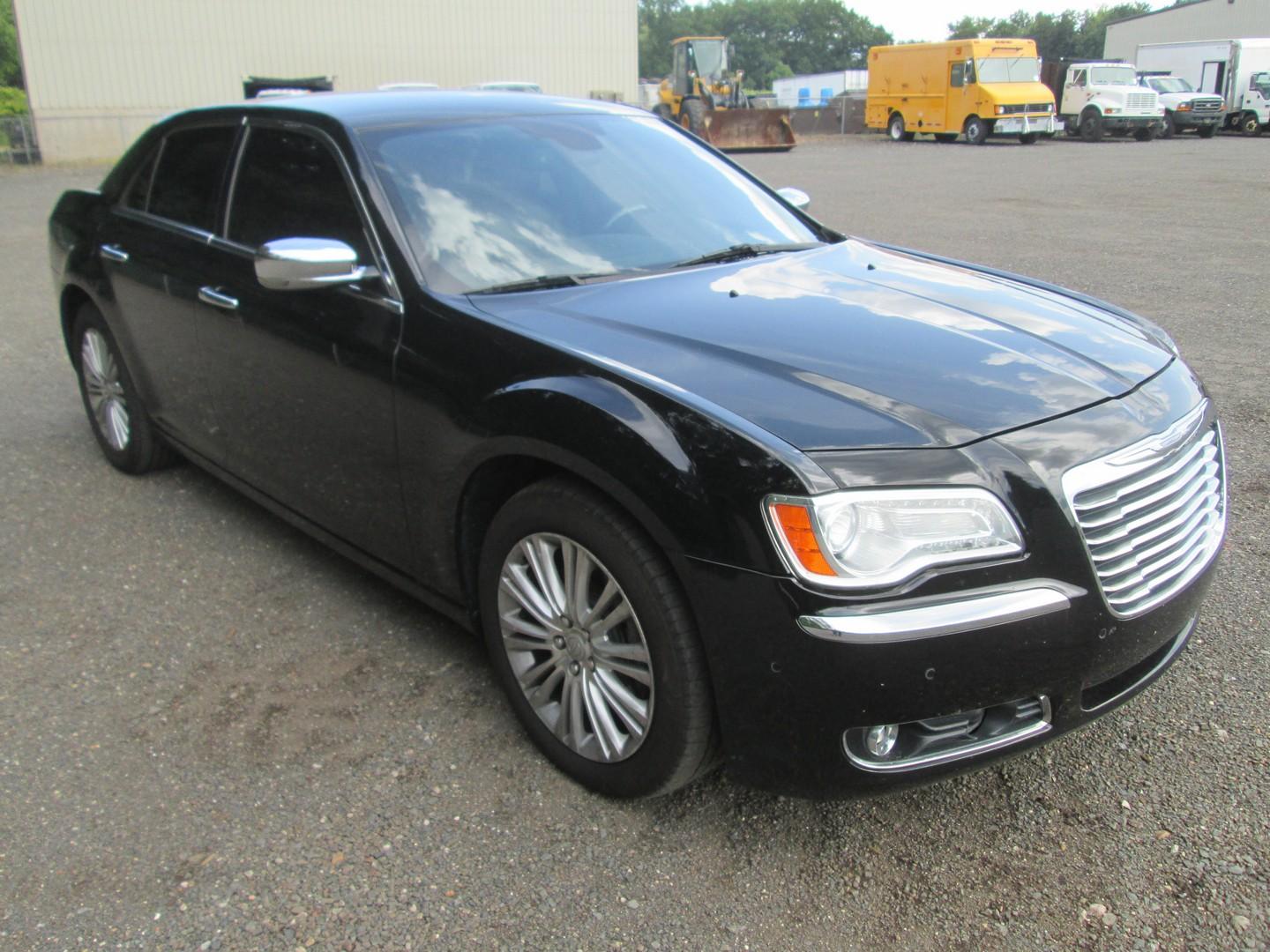 2012 Chrysler 300C 4 Door Sedan