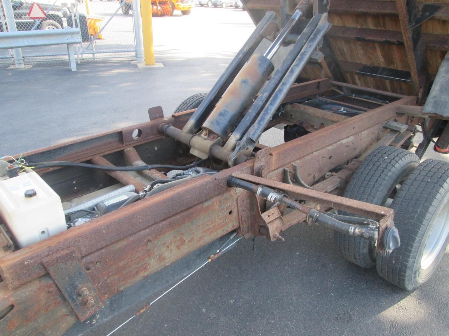 2008 Chevrolet 3500 Flatbed Dump Truck