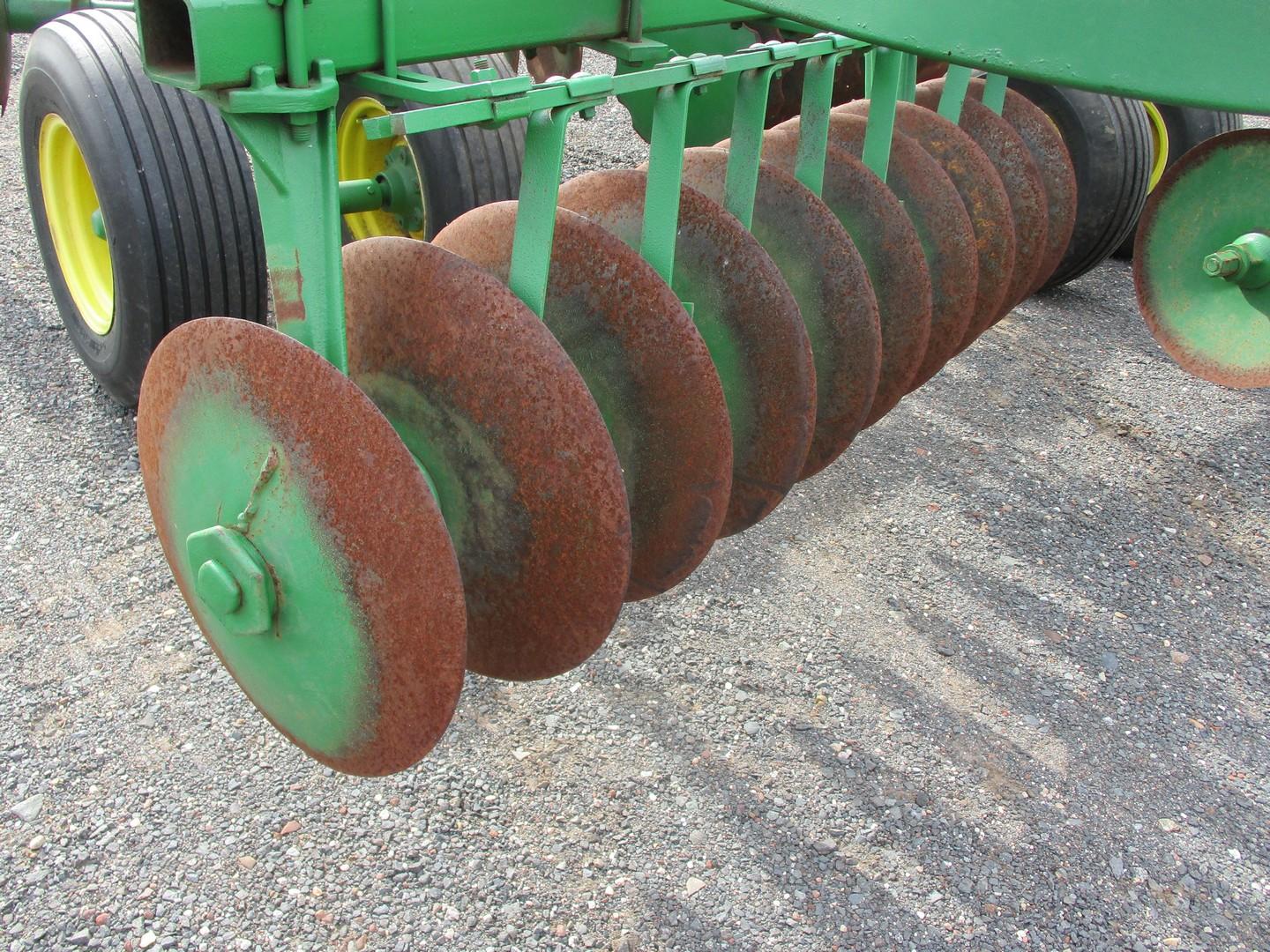 John Deere 12' Wheel Harrow