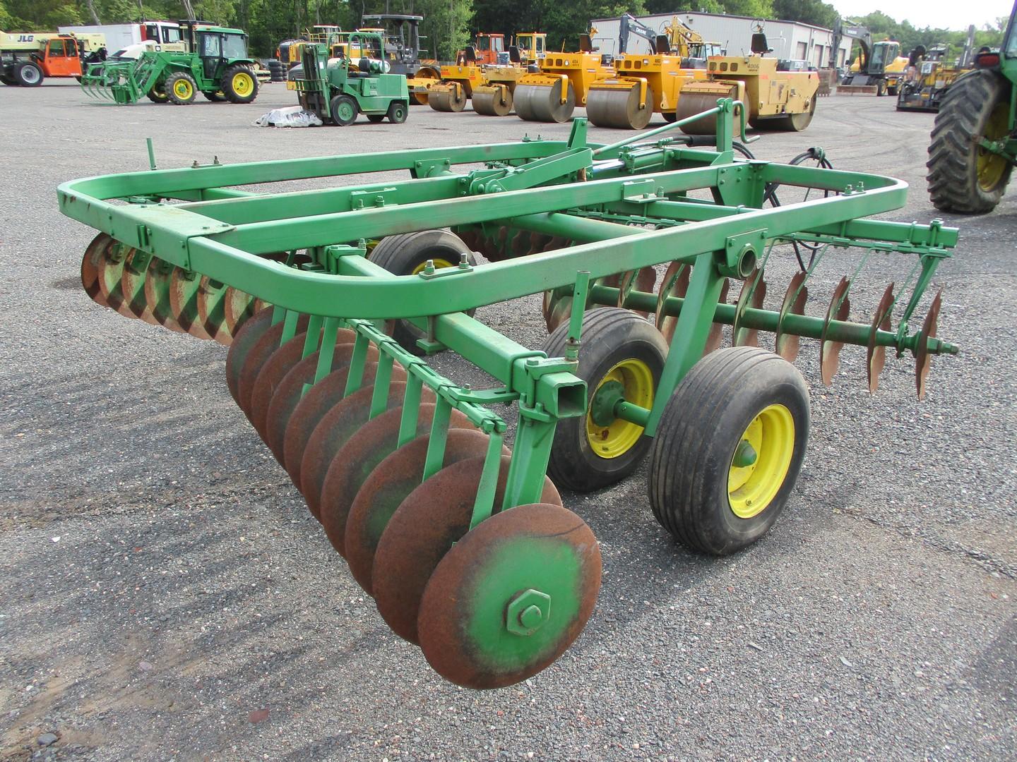 John Deere 12' Wheel Harrow