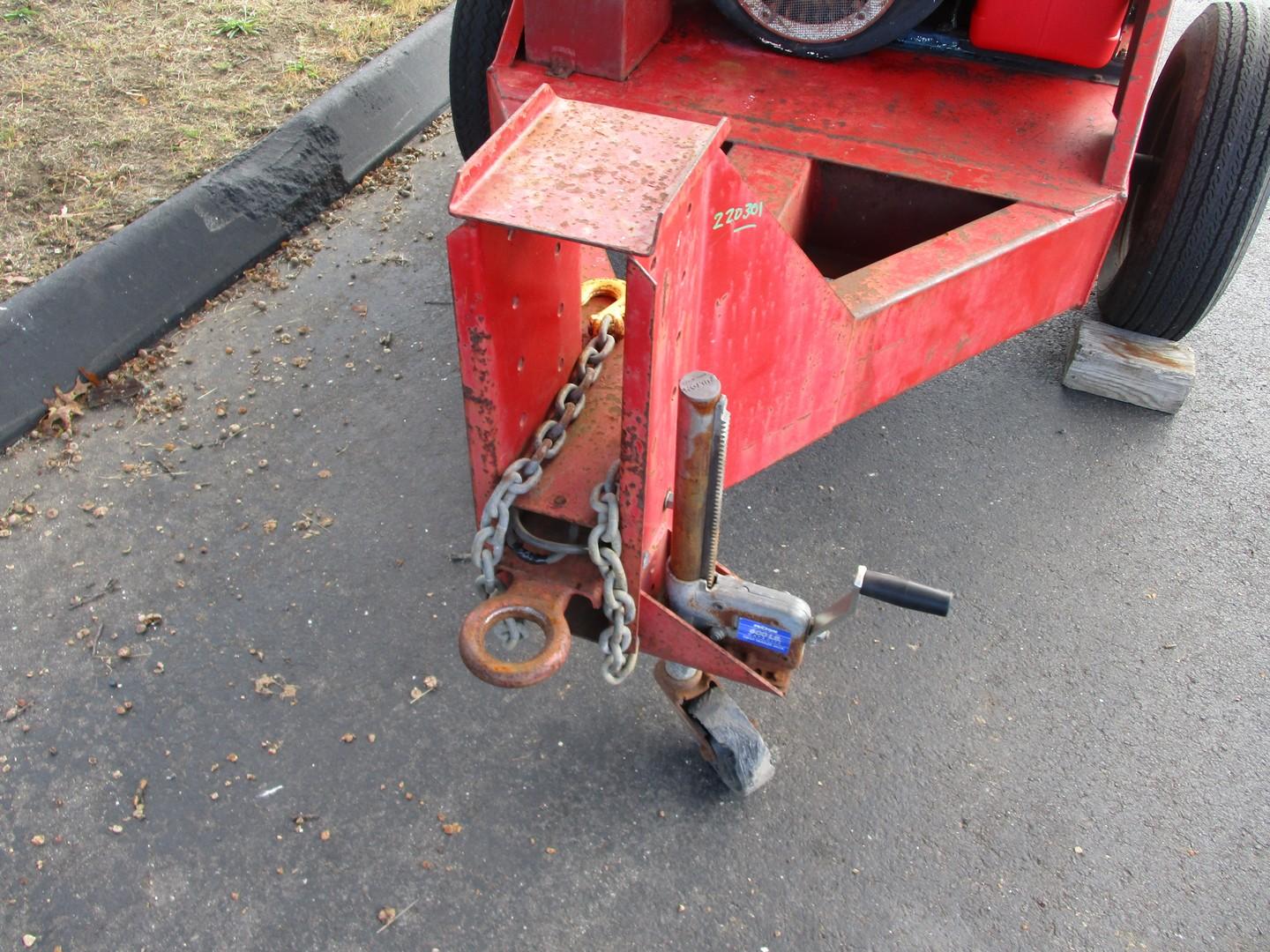 Giant Vac Tow Behind Leaf Sucker