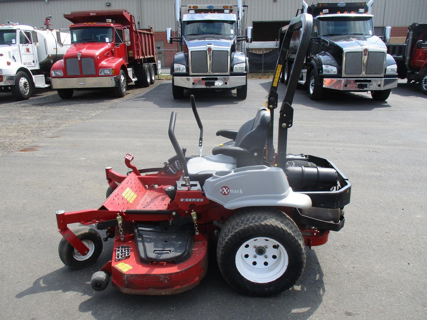 Exmark E-Series Zero Turn Mower