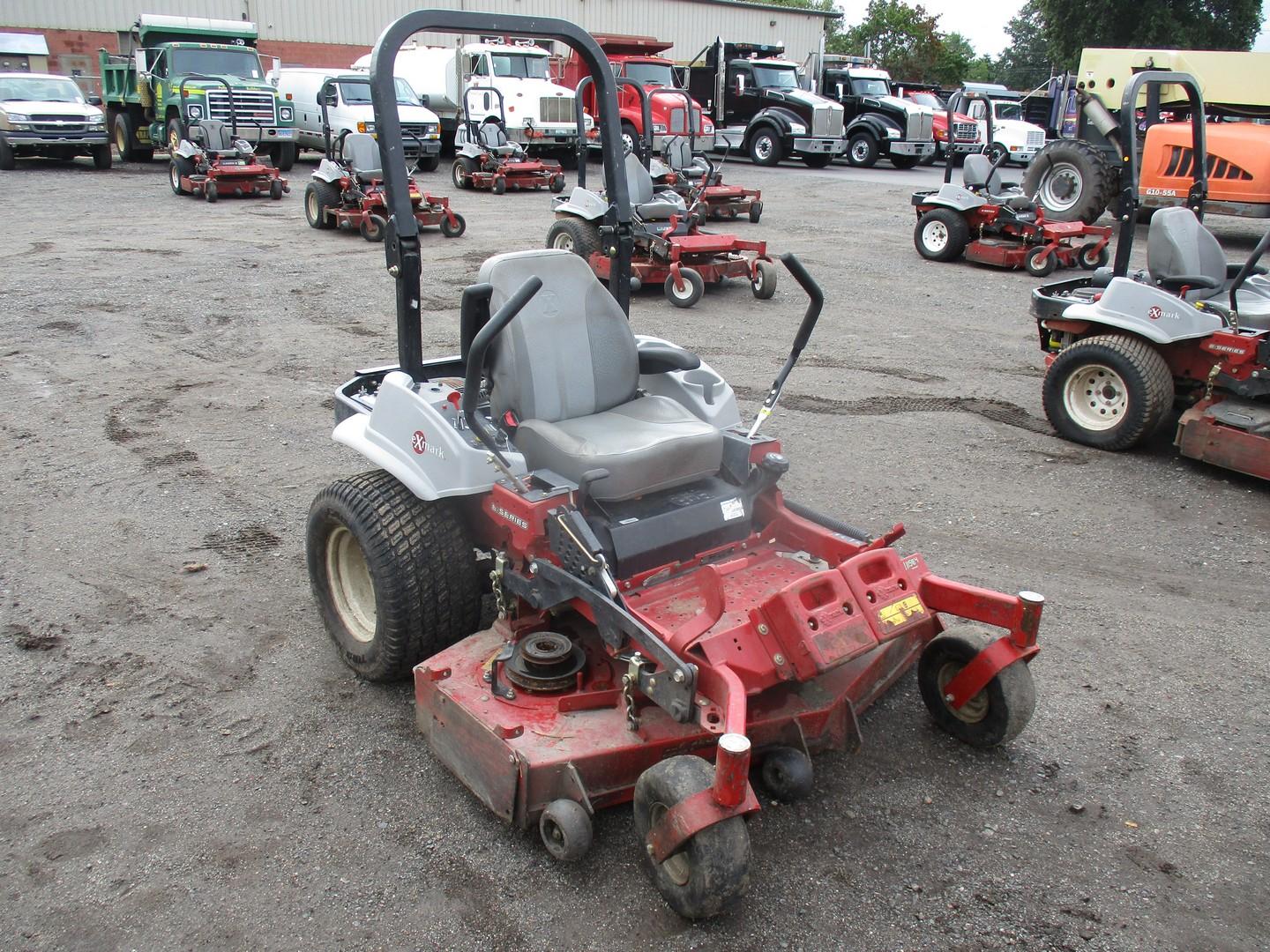 Exmark E-Series Zero Turn Mower