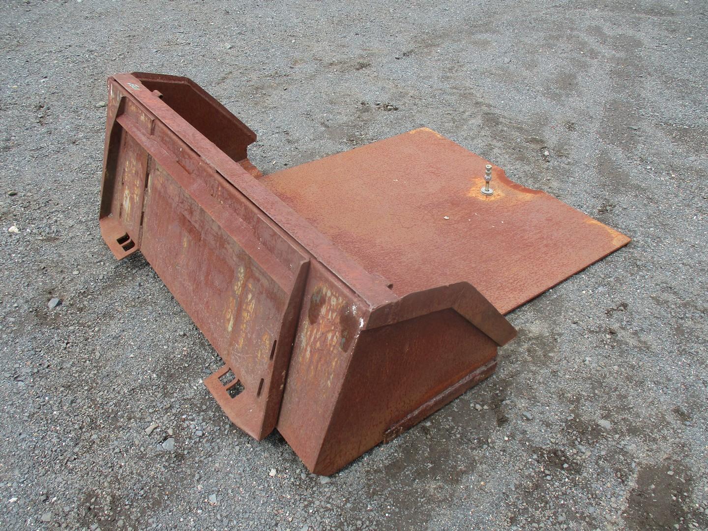 60" GP Bucket With Steel Plate