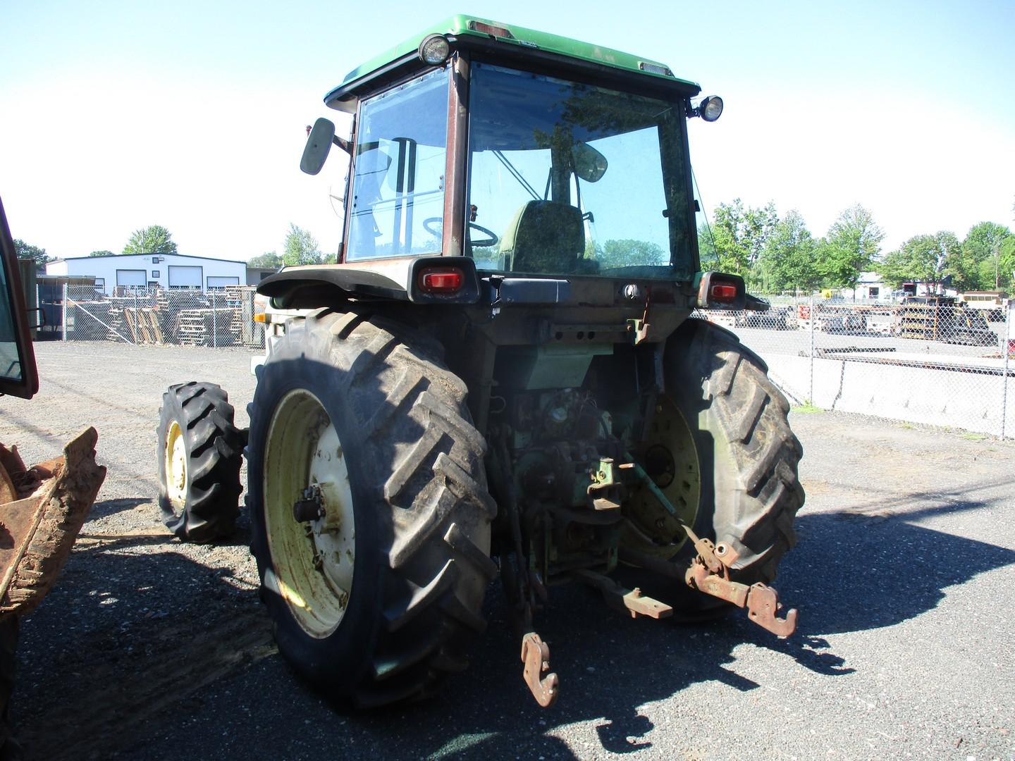 John Deere 4040 Tractor