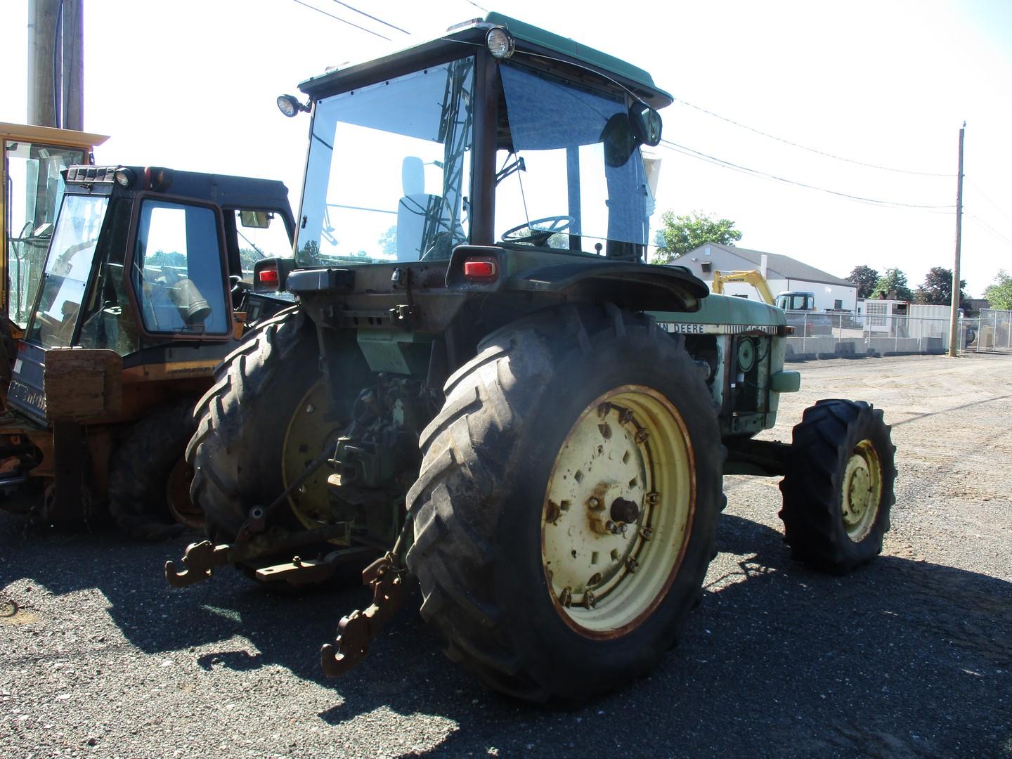John Deere 4040 Tractor