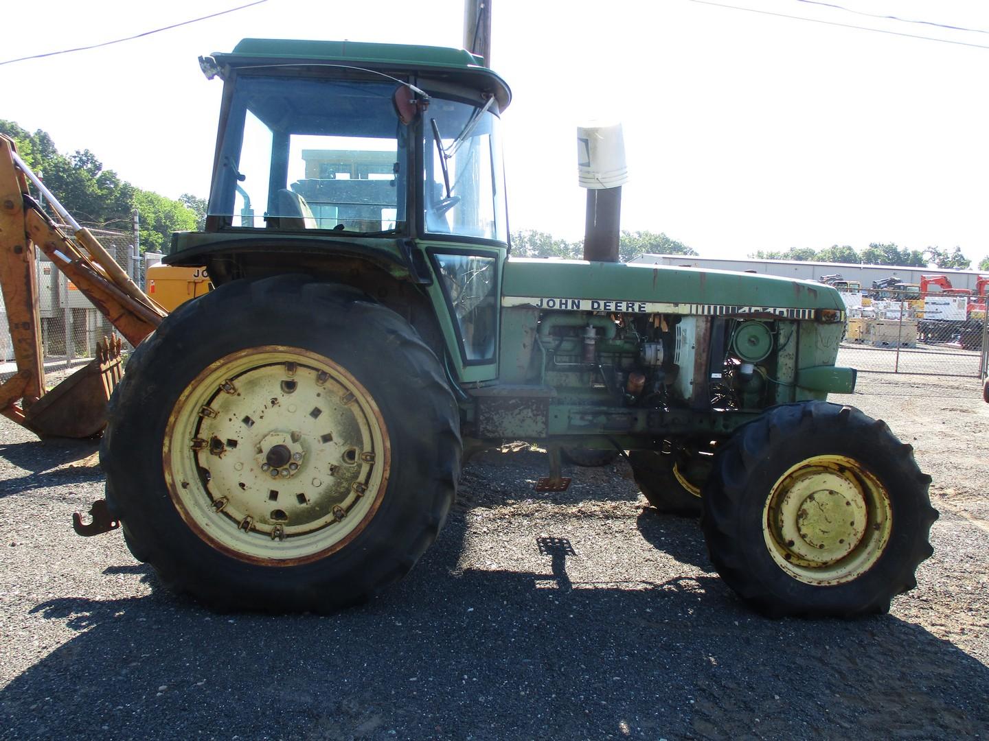 John Deere 4040 Tractor