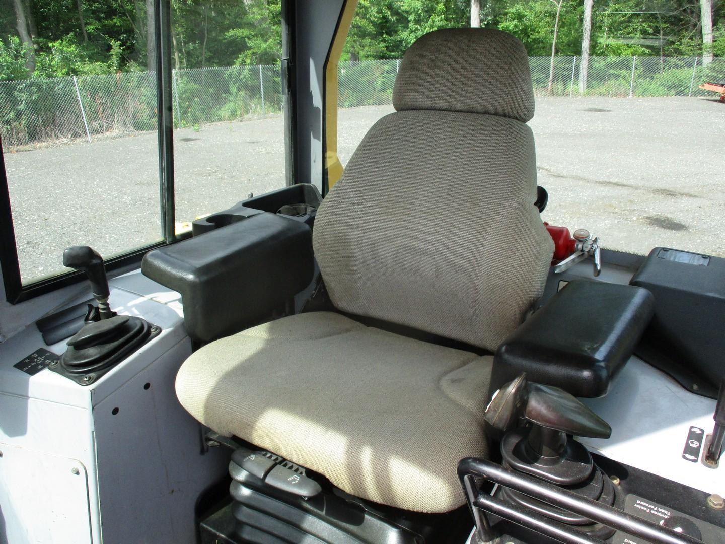 2001 John Deere 700H Crawler Dozer