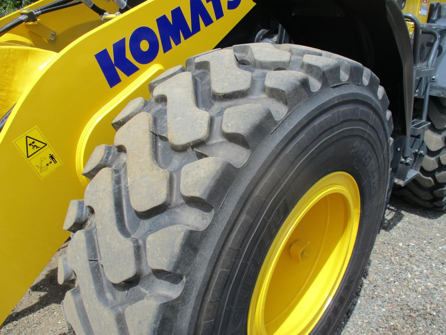 2021 Komatsu WA200-8 Rubber Tire Wheel Loader
