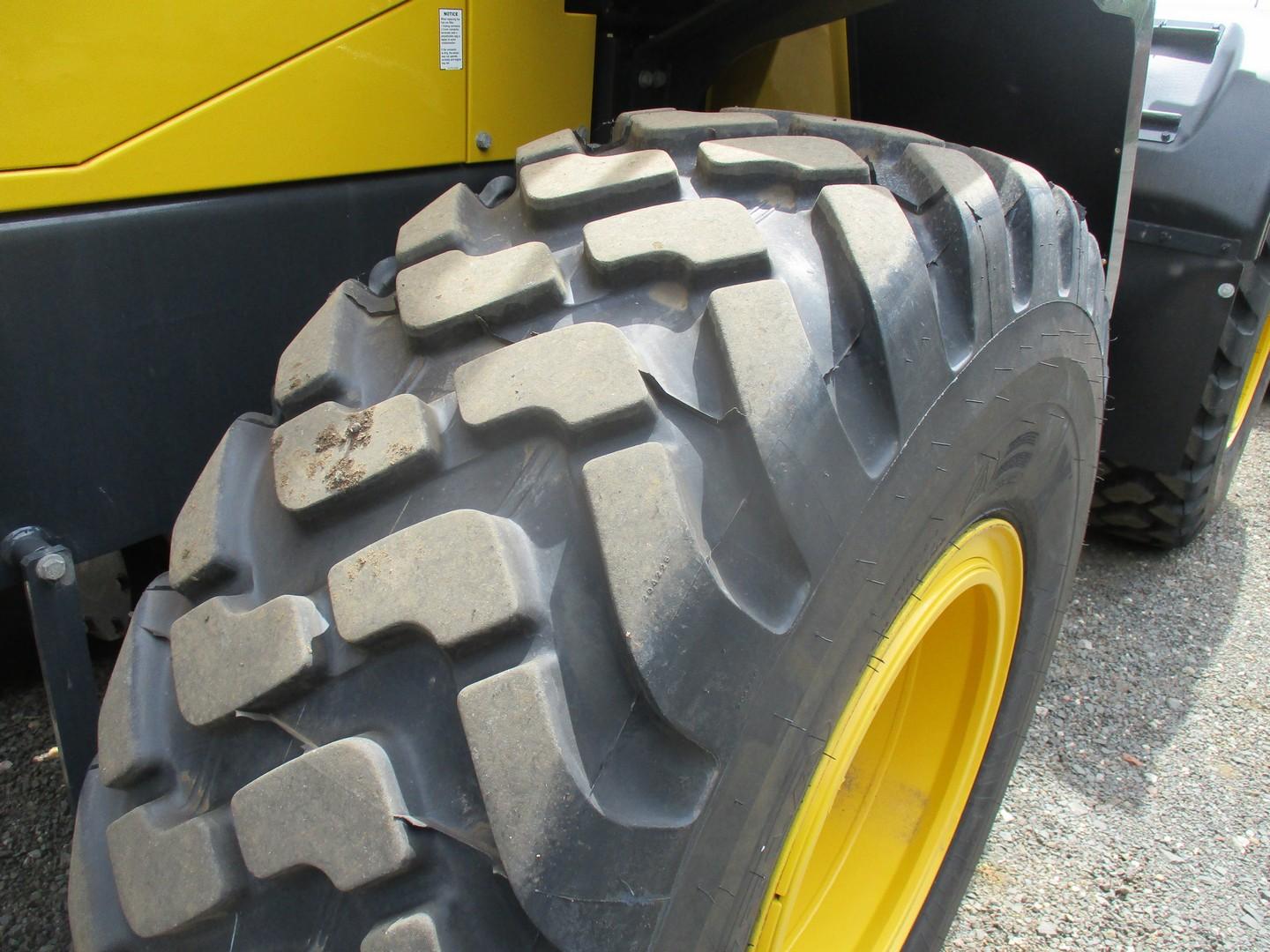 2021 Komatsu WA200-8 Rubber Tire Wheel Loader