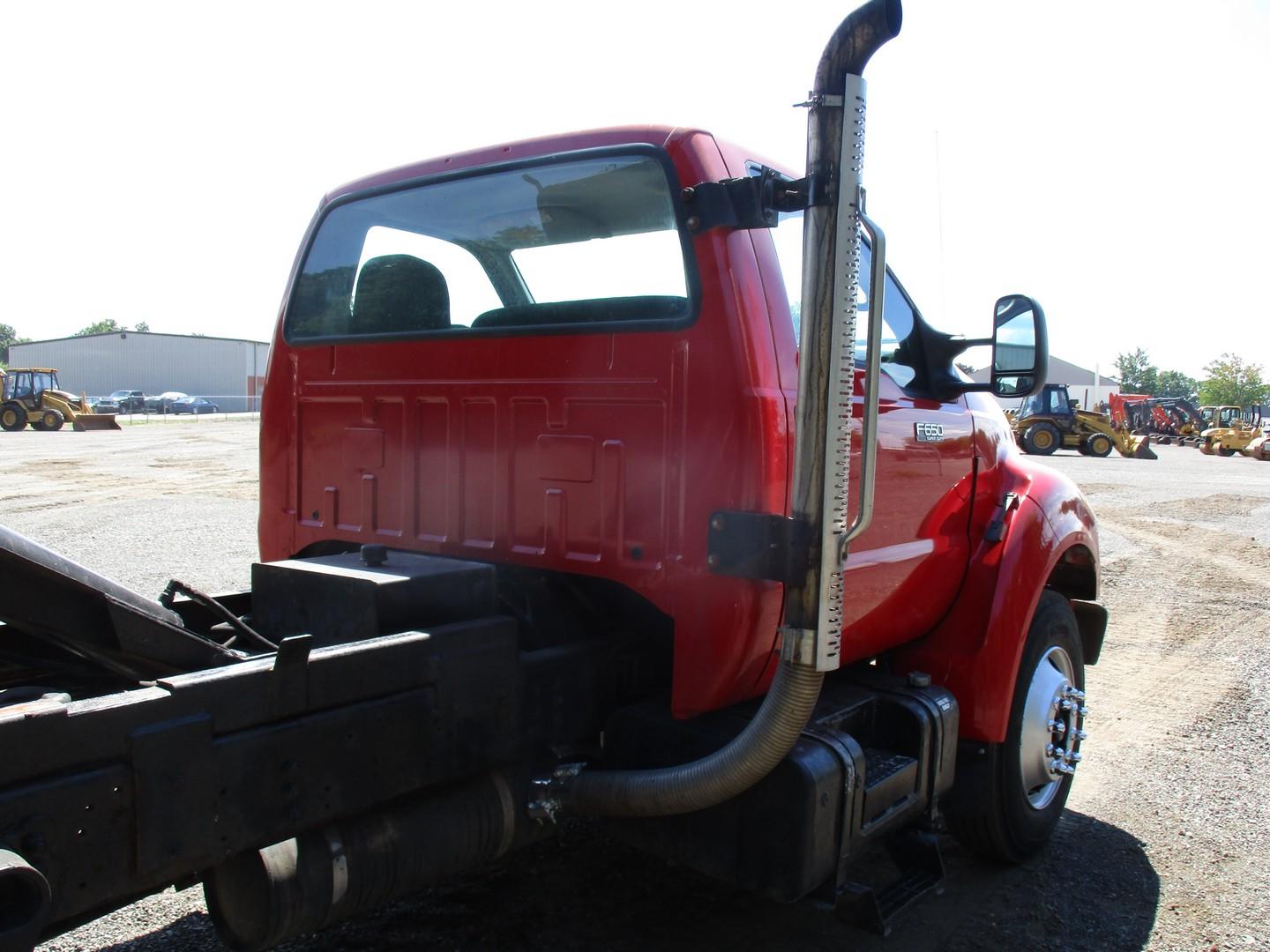 2003 Ford F-650 XLT S/A Dump Truck