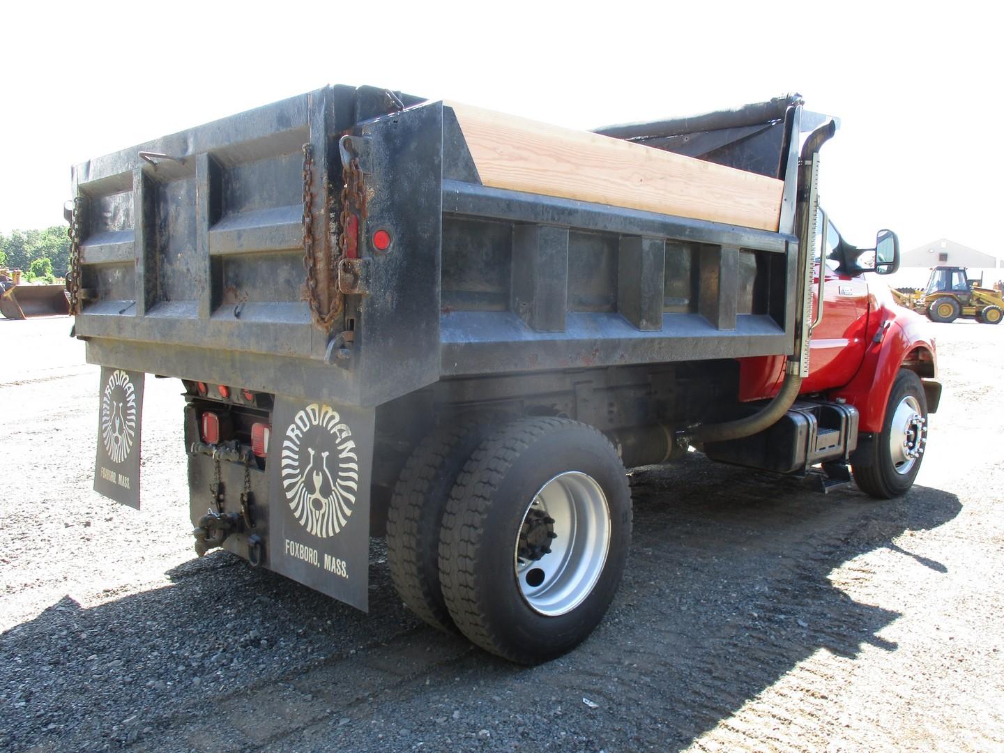 2003 Ford F-650 XLT S/A Dump Truck