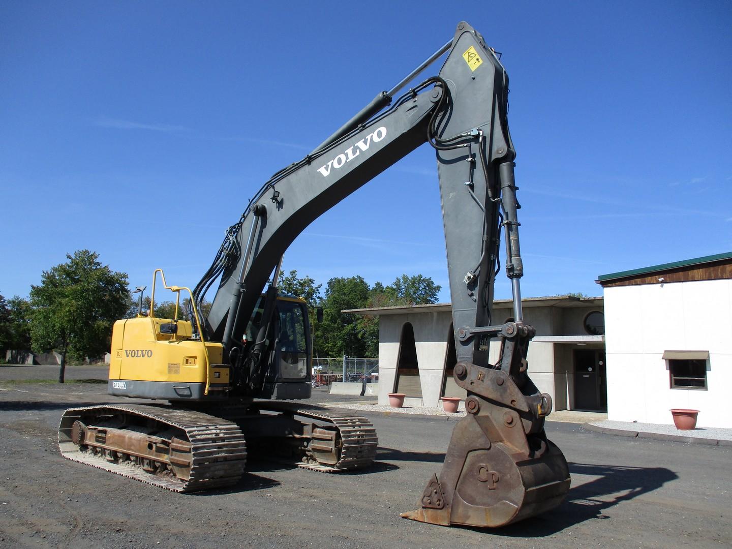 2013 Volvo ECR305CL Hydraulic Excavator