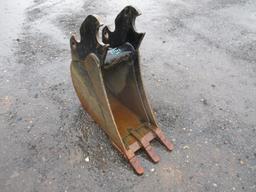 Kubota 12" Mini Excavator Bucket With Teeth