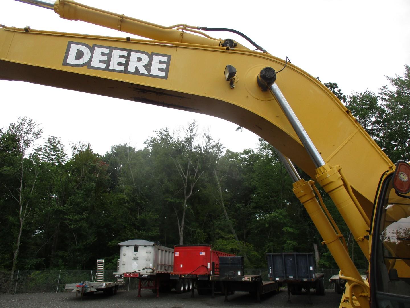 2000 John Deere 330LC Hydraulic Excavator